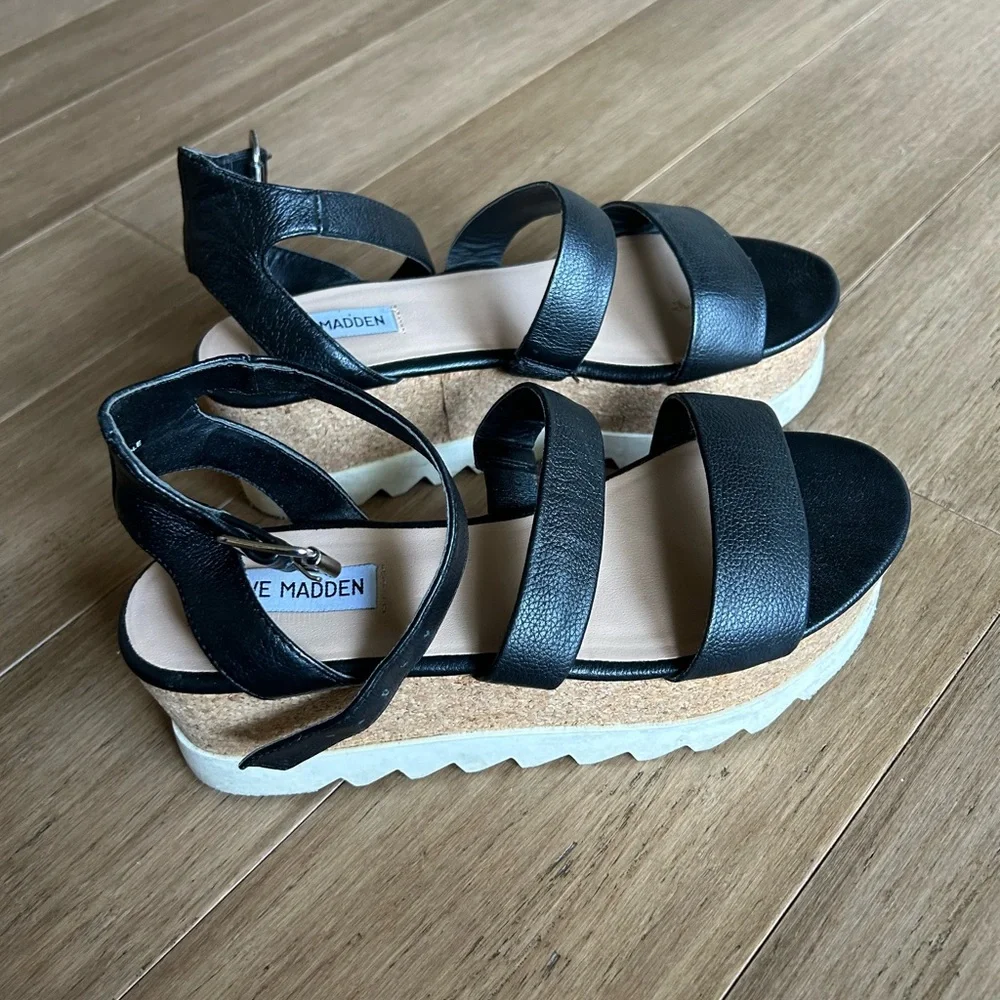Steve Madden Kirsten Sport Sandal - Picture 2 of 8